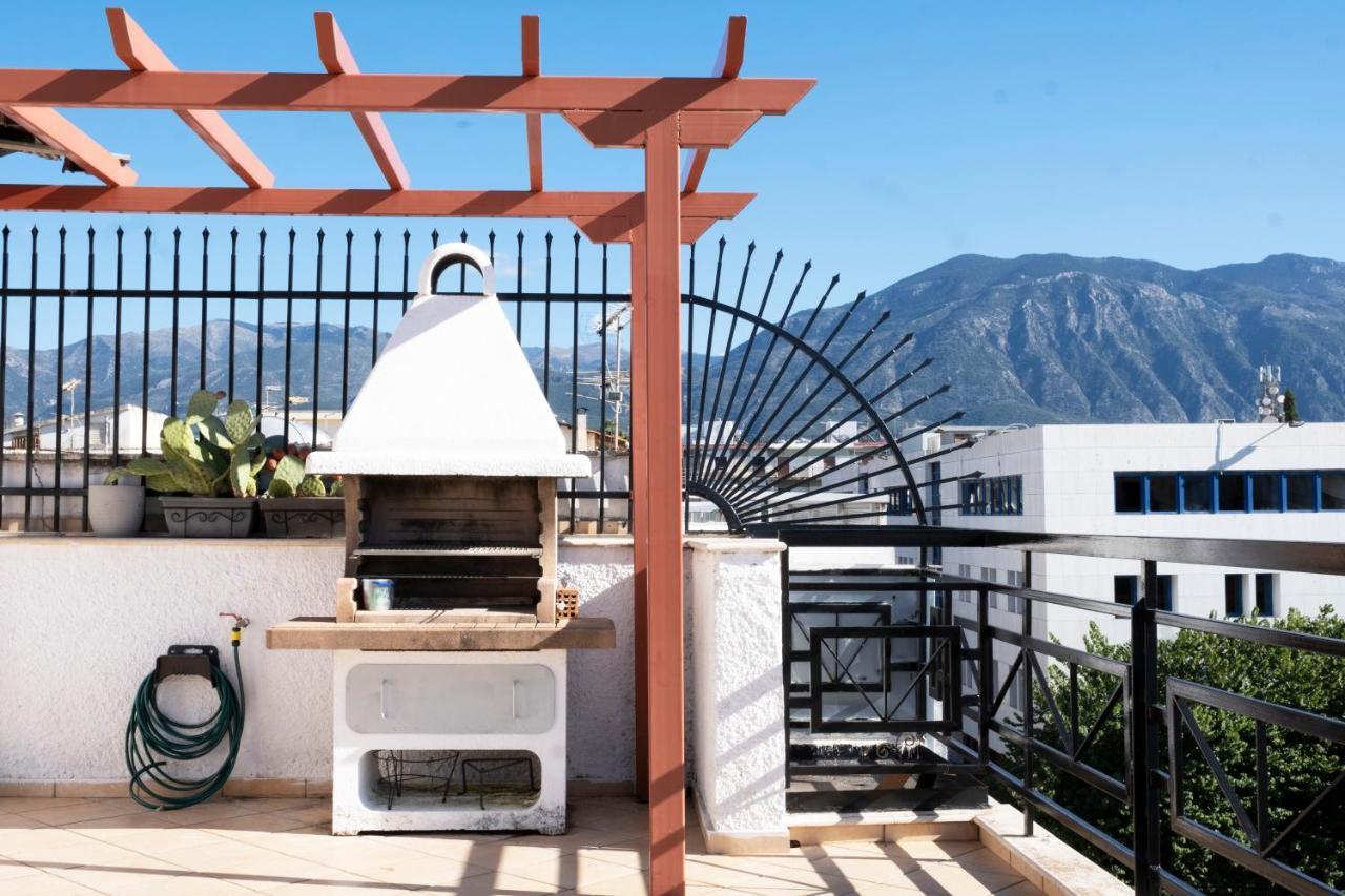 The Home Sweet Home - Family Friendly 2 Floor Apartment Kalamata Exteriör bild