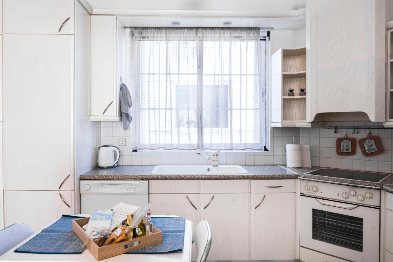 The Home Sweet Home - Family Friendly 2 Floor Apartment Kalamata Exteriör bild